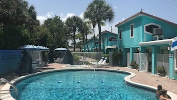 Seasonal outdoor pool