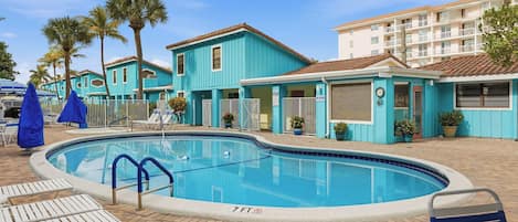 Seasonal outdoor pool