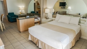 Condo, vista parcial al océano