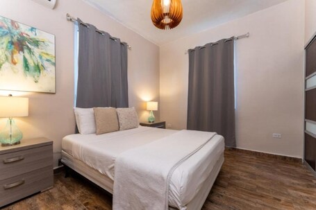 La Mona Loiza Apartments Complex - Image 100
