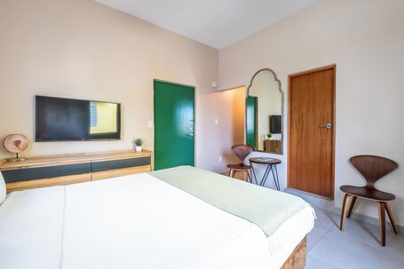 La Mona Loiza Apartments Complex - Image 107