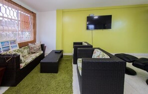 TV - Apartment in Cartagena Colombia. (Cartagena)