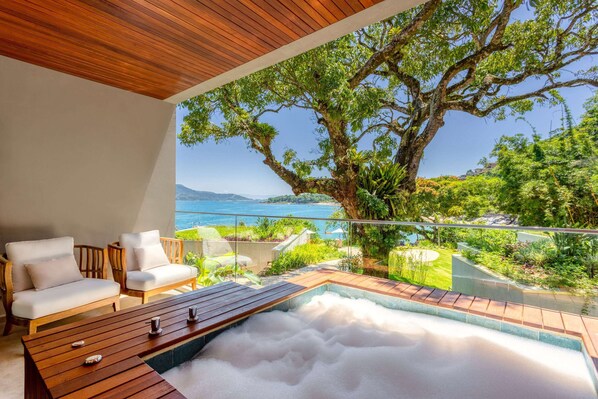 Literie de qualité supérieure, minibar, coffres-forts dans les chambres