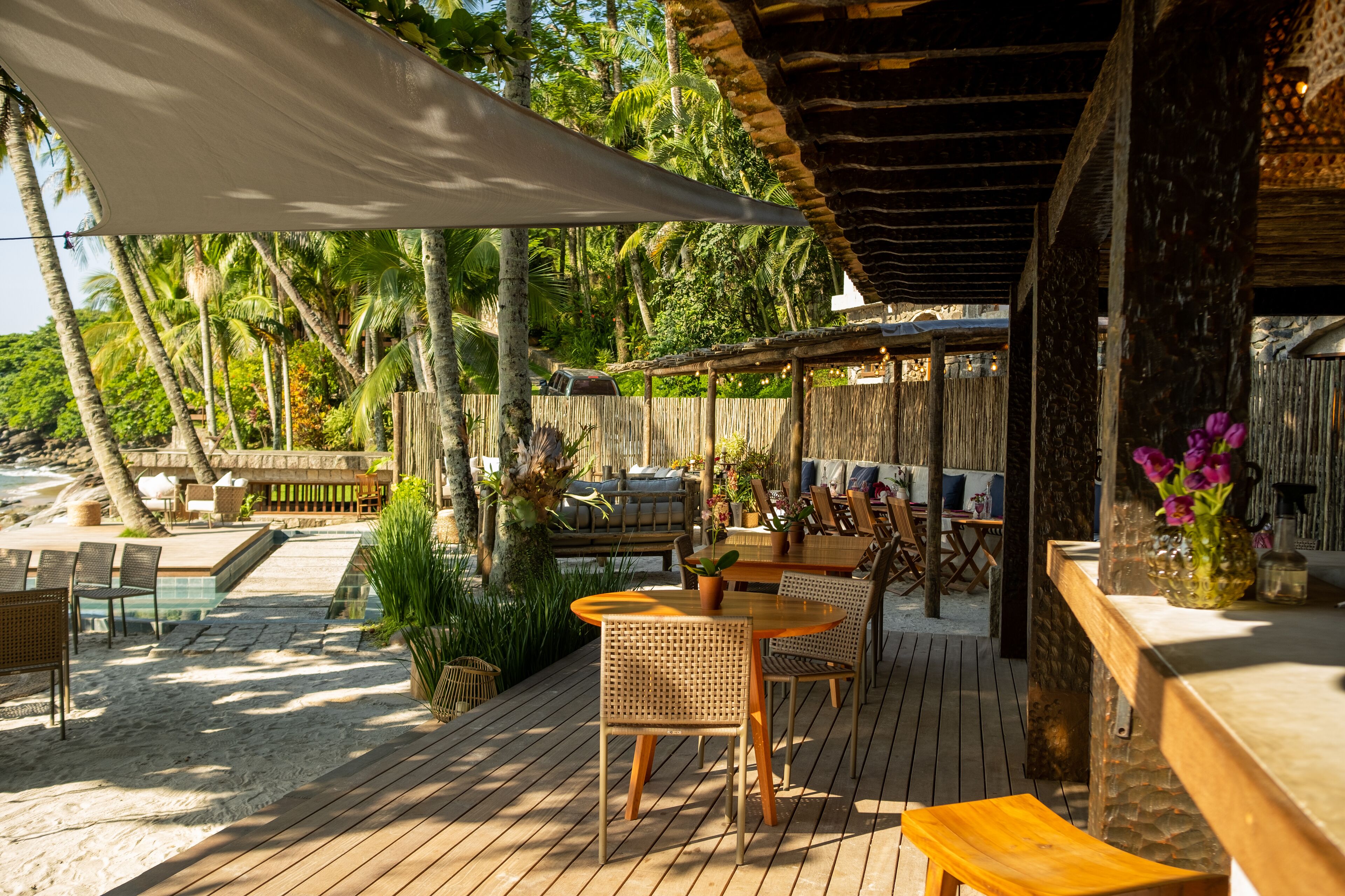 Beach bar