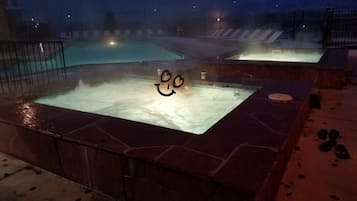 Indoor pool, outdoor pool