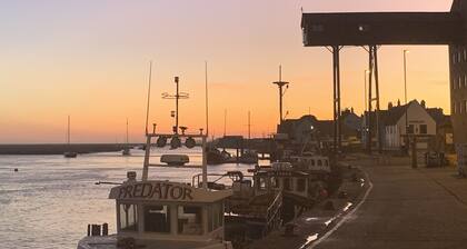 Vine Cottage - Dans un village paisible, prĂšs de la fabuleuse cĂŽte nord de Norfolk.