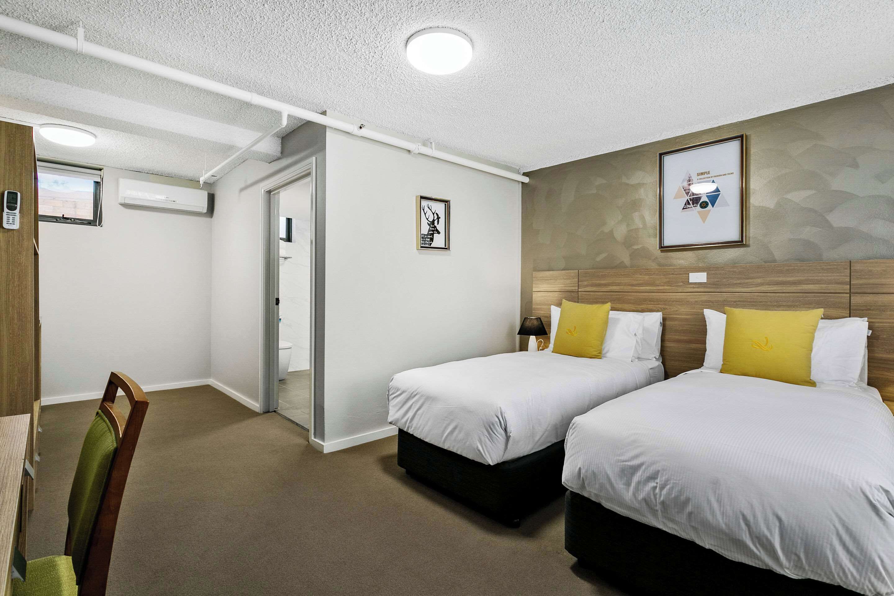 room, 2 single beds, non smoking | in-room safe, individually furnished, desk, laptop workspace