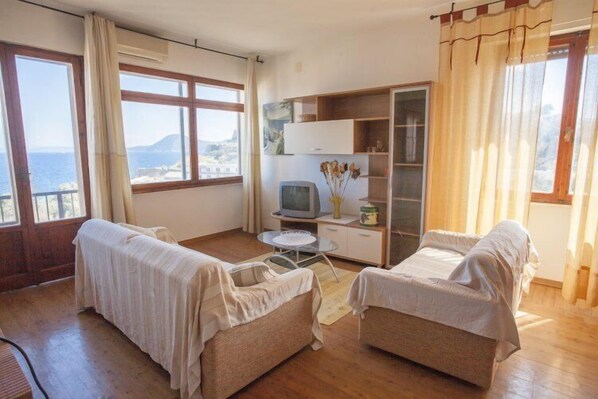 Living area - Scoglietto (Portoferraio)