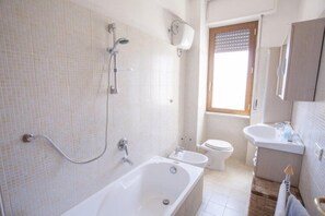 Bathroom - Scoglietto (Portoferraio)