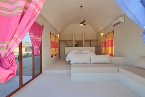 10 habitaciones, wifi gratis y ropa de cama 