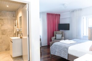 2 chambres, bureau, fer et planche à repasser, Wi-Fi