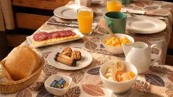 Desayuno completo incluido todos los días