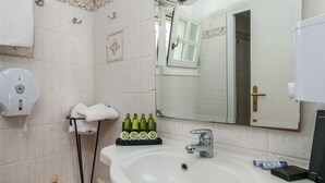 Unclassified image, 3 of 11, button - Maisonette 2 floor 5pax (Milos)