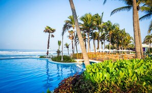 حمّام سباحة خارجي