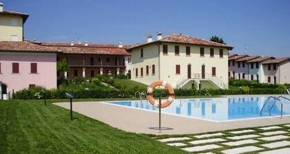 100% DESIGN CIR 017067-CNI00428