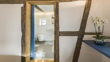 Romantisk svit - eget badrum | Badrum