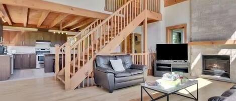 Smart-TV, Kamin, Videospiele, DVD-Player