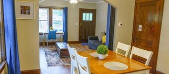 Moderne, hyggelige side om side-duplex - fantastisk beliggenhed