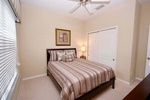 5 bedrooms, iron/ironing board, WiFi (free), bed sheets