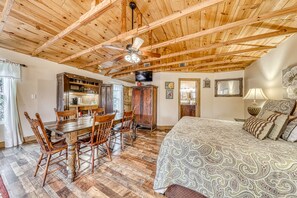 Free Internet, bed sheets