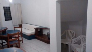 Duplex | Living area | 32-inch flat-screen TV with satellite channels, TV