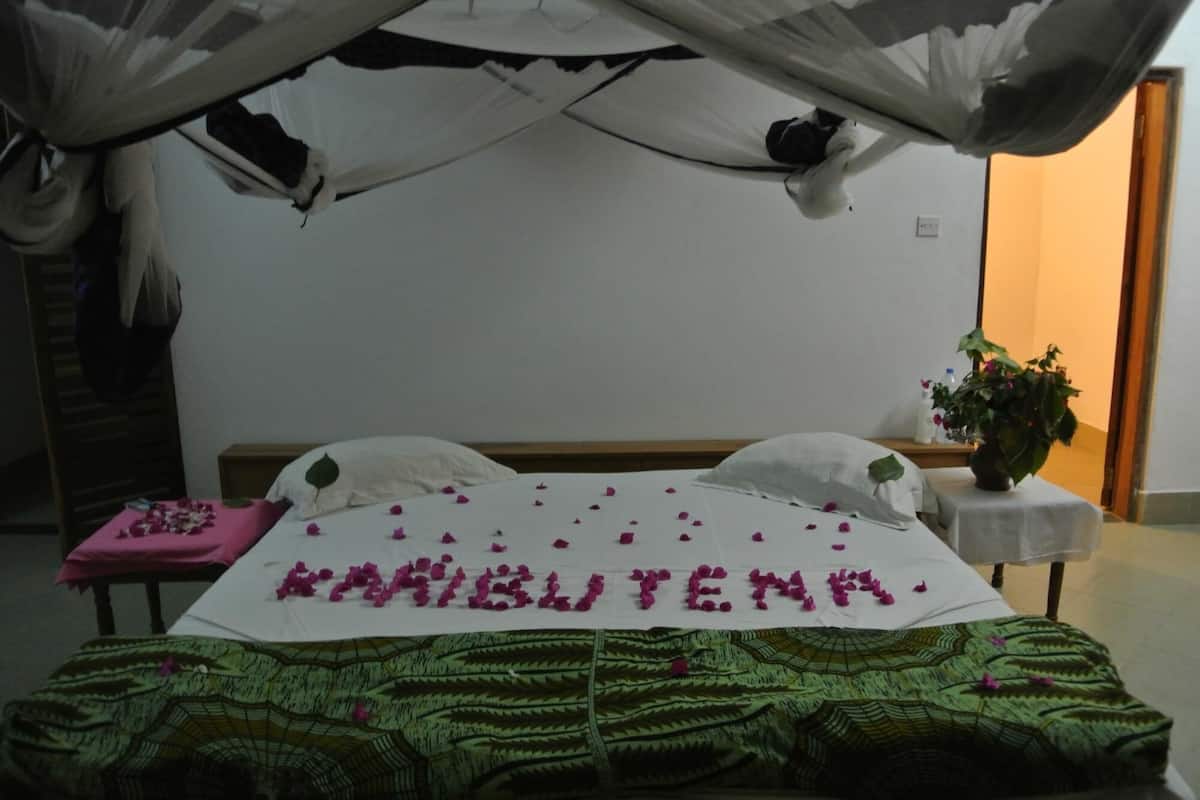 Standard Cottage | 1 bedroom, individually decorated, individually furnished, rollaway beds