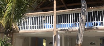 Tiki Life ! Relax and Enjoy w/m discount! Close to beaches without the costs!!