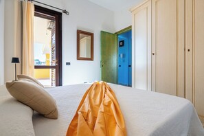 1 bedroom, iron/ironing board, free WiFi
