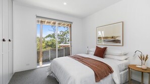 4 多间卧室、熨斗/熨衣板、WiFi、床单