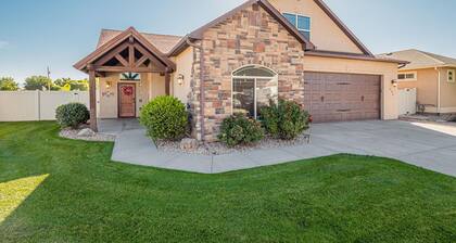 Black Bear IV: Spacious, Stylish & Dog-Friendly