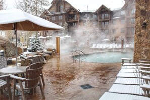 Indoor pool, outdoor pool - FAMILY FUN! 25 Mar-1 Apr 2023,True Ski In/Out, 2BR/2BA, Full Kitch, Sleeps 8+  (Breckenridge)