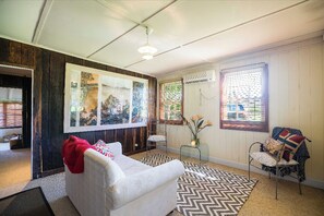 Téléviseur, lecteur de DVD