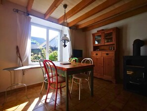 تناول الطعام