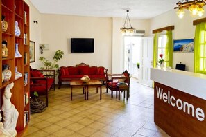 Lobby - Dolphins Apartments (Santorini)