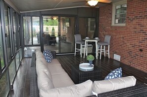 Interior - Beautiful Rustic Murfreesboro Home just minutes from I24, MTSU and more (Murfreesboro)