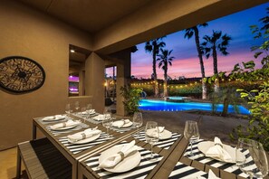 Outdoor dining