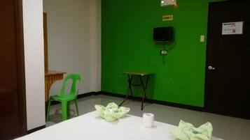 Standard Room | Free WiFi