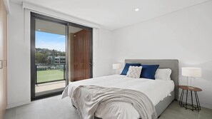 3 bedrooms, free WiFi, bed sheets - #8 THE ASH APARTMENTS | Close to beach | Accom Holidays (TERRIGAL)