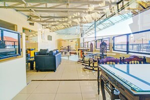 Restaurant - Hotel O Pasteur Near Nuart Sculpture Park Formerly Maleo Exclusive (Bandung)