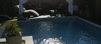 maison  vacances avec ping pong , , piscine, 3 chambres  2 salles d eau