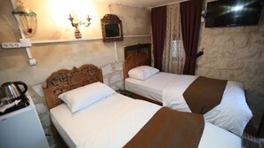 Chambre Double ou avec lits jumeaux | Minibar, Wi-Fi gratuit, draps fournis