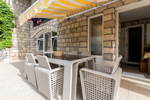 Gallery Apartment | Terrace/patio