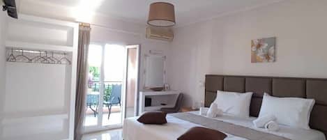 Caja de seguridad en la habitación y sistema de insonorización