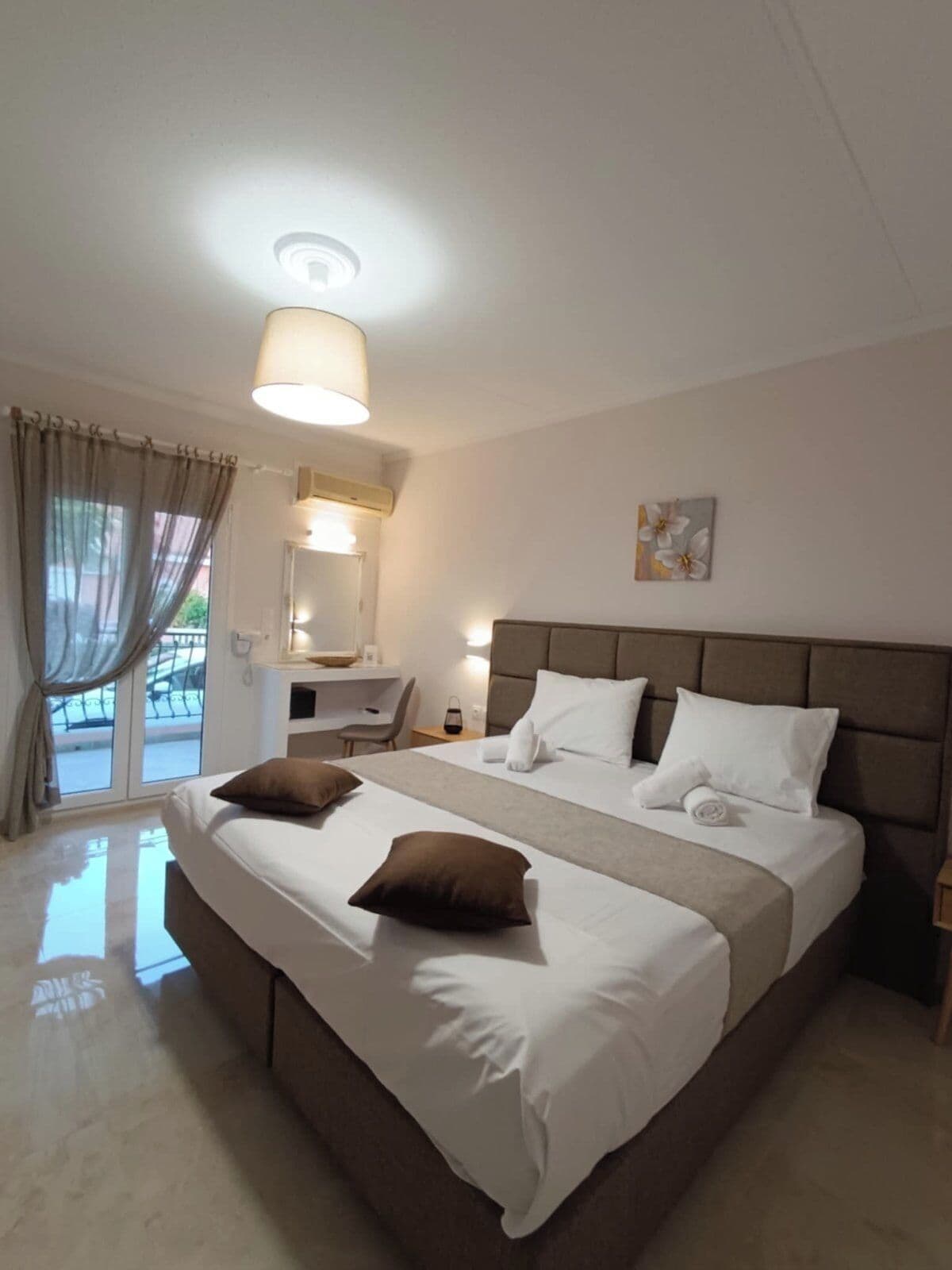 Foto - Roussa's Apartments