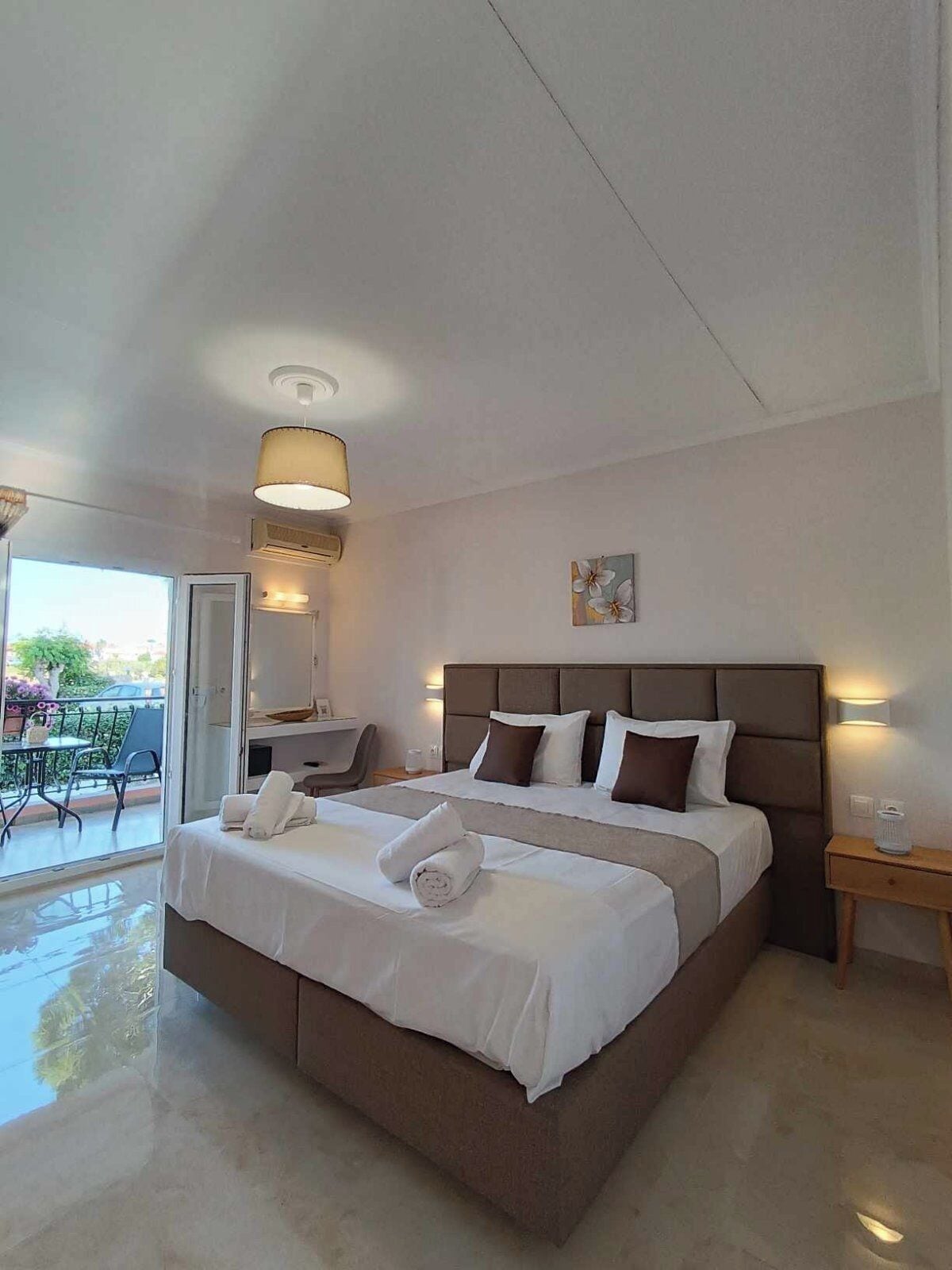 Foto - Roussa's Apartments