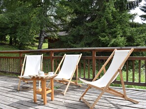 Property grounds - Chalet cosy 3 pièces, près des pistes et commodités, terrasse, garage, parking, idéal pour 6 personnes (Méribel)