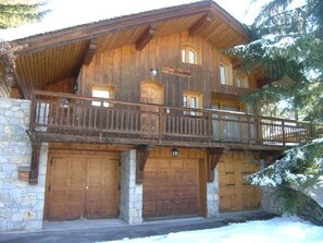 Exterior - Chalet cosy 3 pièces, près des pistes et commodités, terrasse, garage, parking, idéal pour 6 personnes (Méribel)