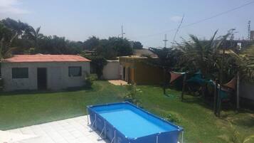 Piscina a l'aire lliure