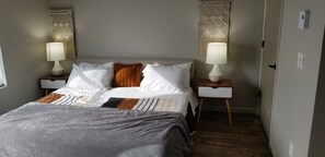 2 bedrooms, WiFi, bed sheets, wheelchair access
