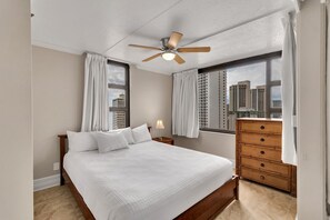 1 soverom, strykejern/-brett, wi-fi (inkludert) og sengetøy